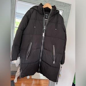 NEW DKNY Women’s Black winter coat-SIZE M —NEVER WORN WITH TAGS